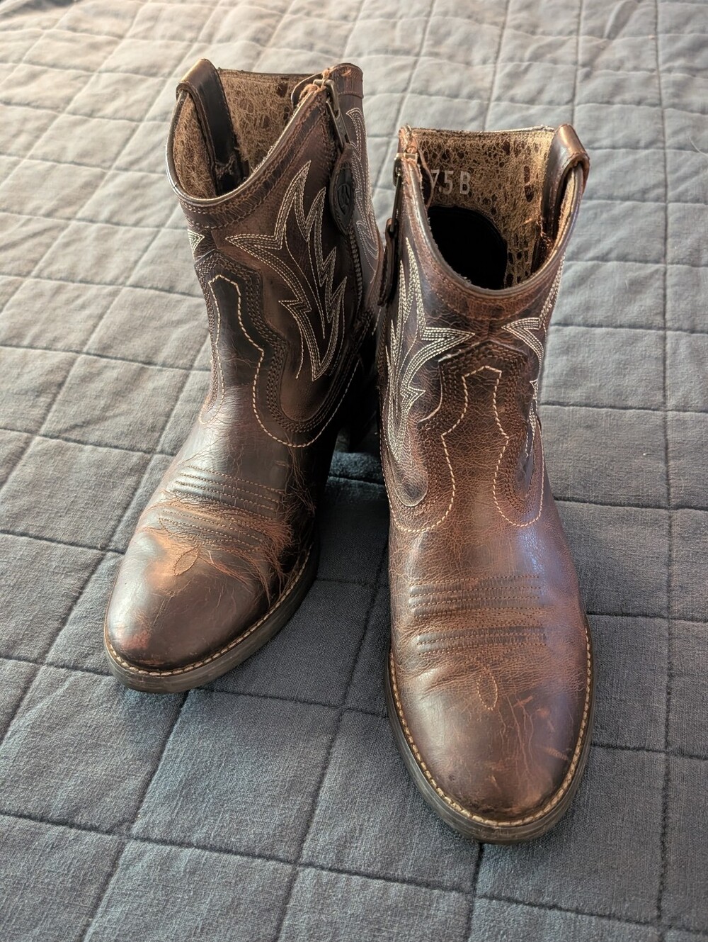 Ariat Unbridled Billie Ankle Boot 7.5B